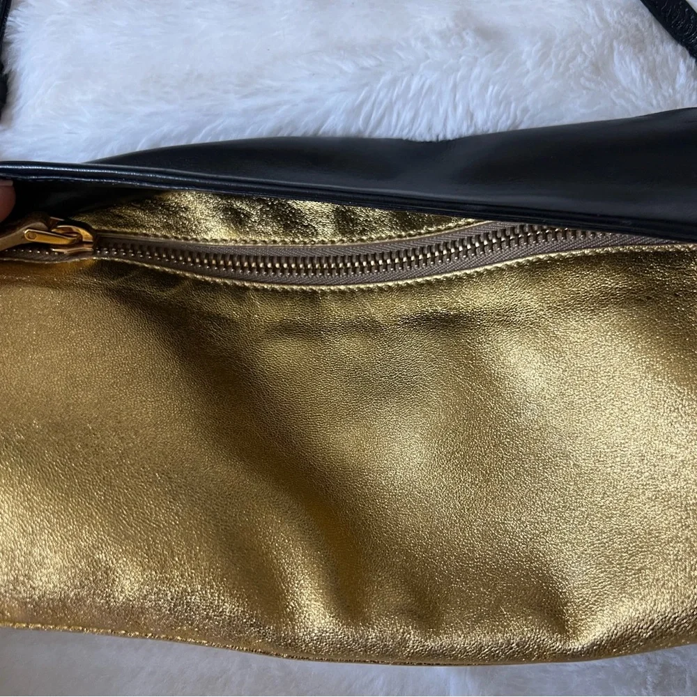Prada handbag - Picture 5 of 6